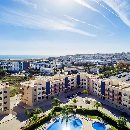 Apartment, 10 Min Walk To Marina Apartment
