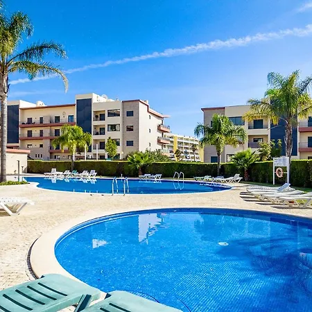 Apartment, 10 Min Walk To Marina