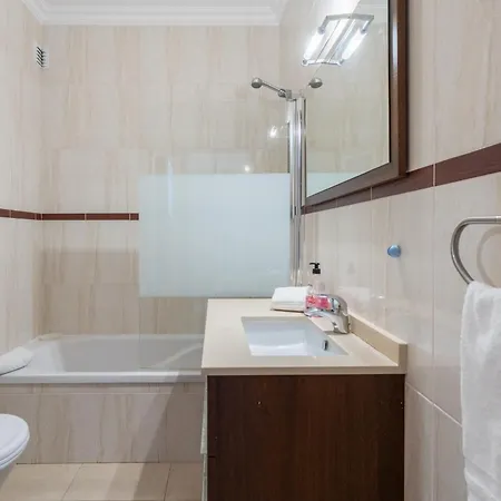 Apartment, 10 Min Walk To Marina Apartment Lagos