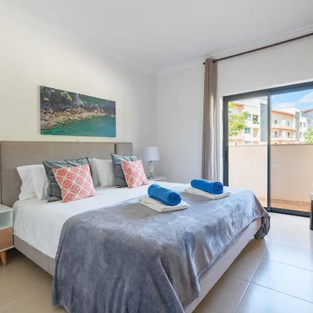 Apartment, 10 Min Walk To Marina Apartment